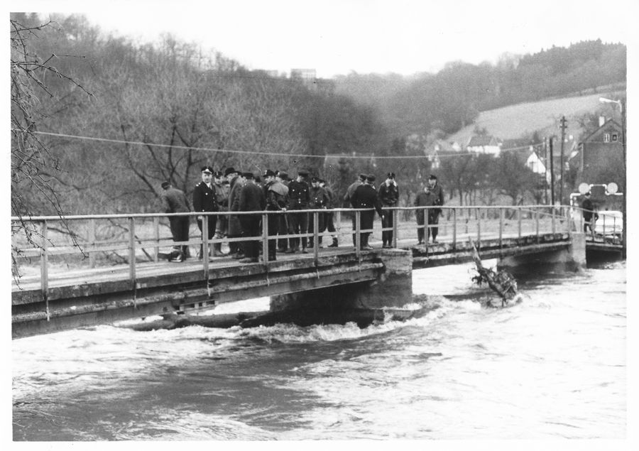 Hochwasser Faehr 008.jpg