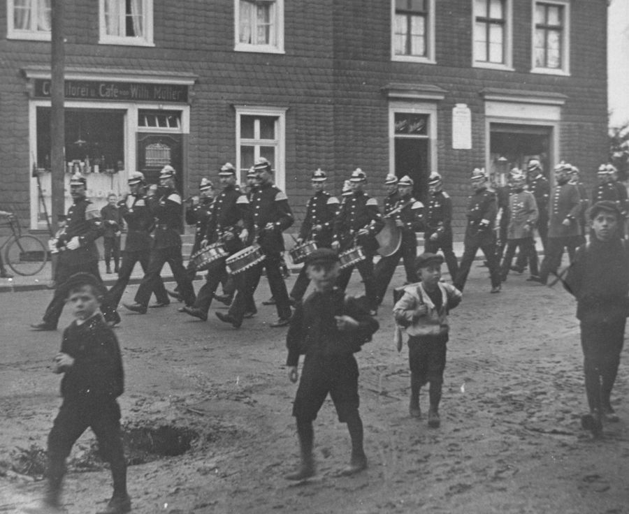 Marsch 1913 a marktstr.jpg