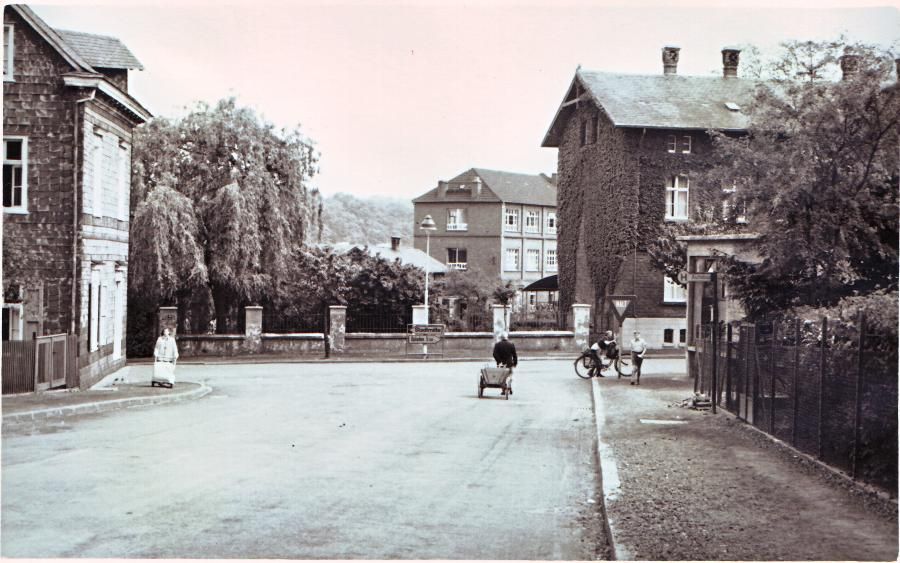 09 00551 Brueckenstr. Leichlingen Peschecke 1956.jpg