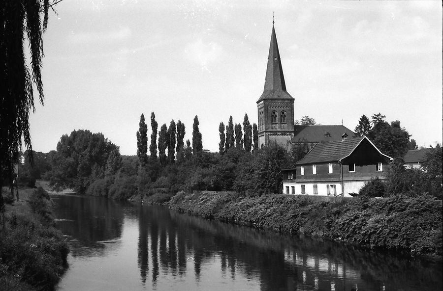 Kirche wupper 1966 1.jpg