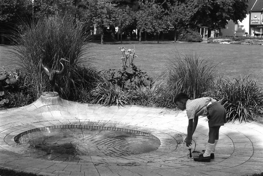 Stadtpark brunnen 1966.jpg