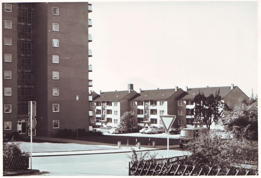 48 01504 Cremers Weiden Im Dorffeld 1973.jpg