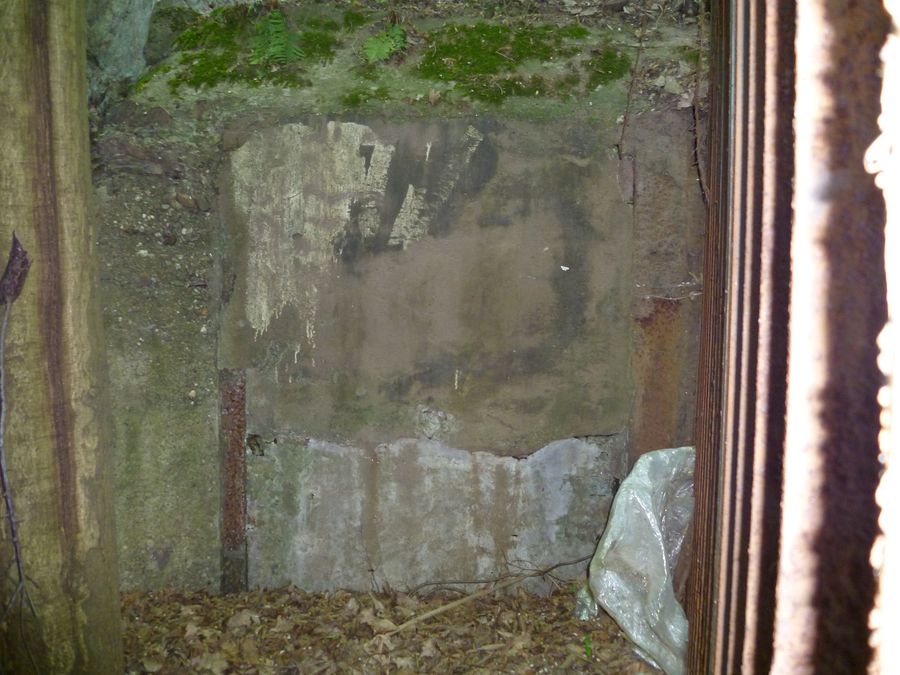 Bunker0002.JPG