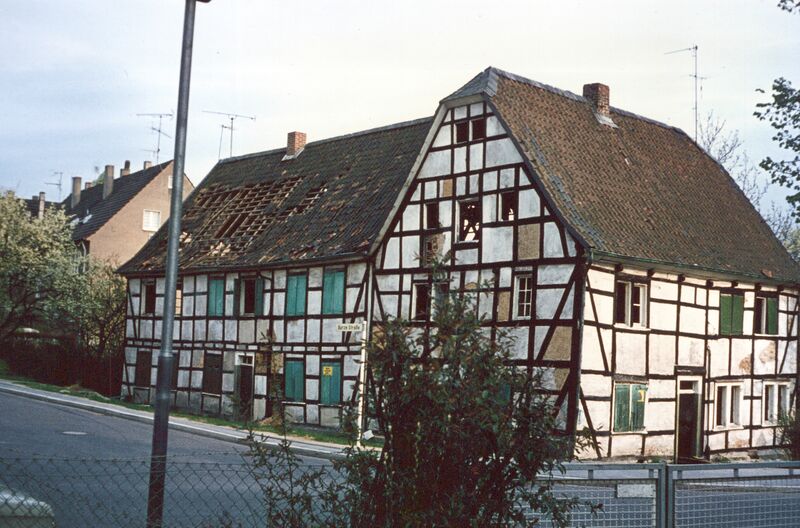 Datei:HausWietscher EckeKurzeStr InDerMeffert.jpg