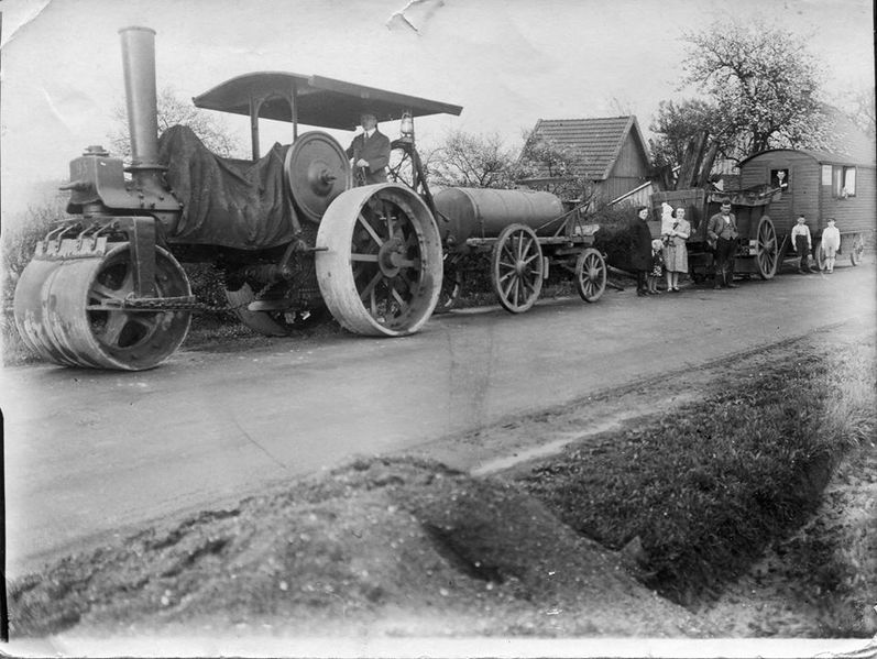 Datei:Straßenbau L294.jpg