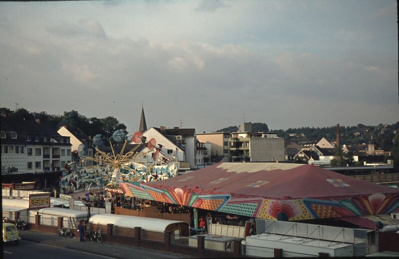 Datei:Leichlingen Box1 048 Kirmes Brückerfeld.jpg