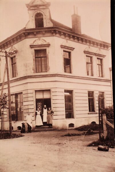 Datei:Historisches001 1913 Eckhaus.jpg