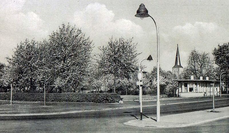 Datei:Busbahnhof 1954.jpg